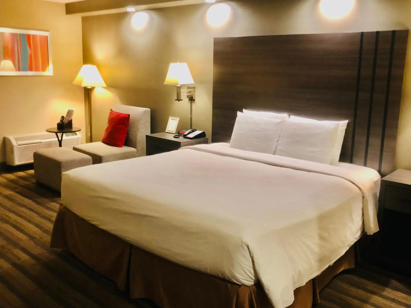 GreenTree Inn & Suites Alhambra