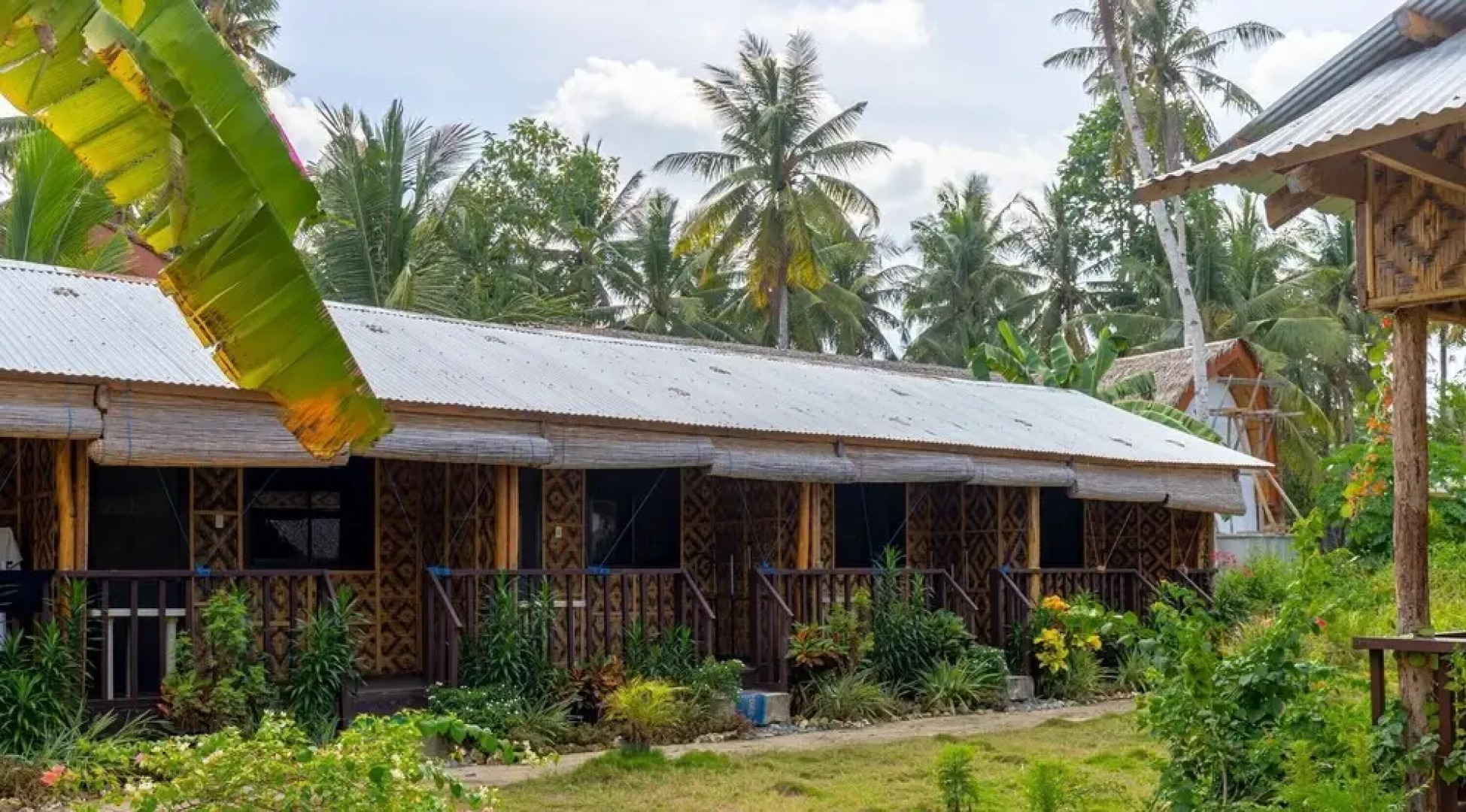 ZEN Rooms Basic Station One Siargao