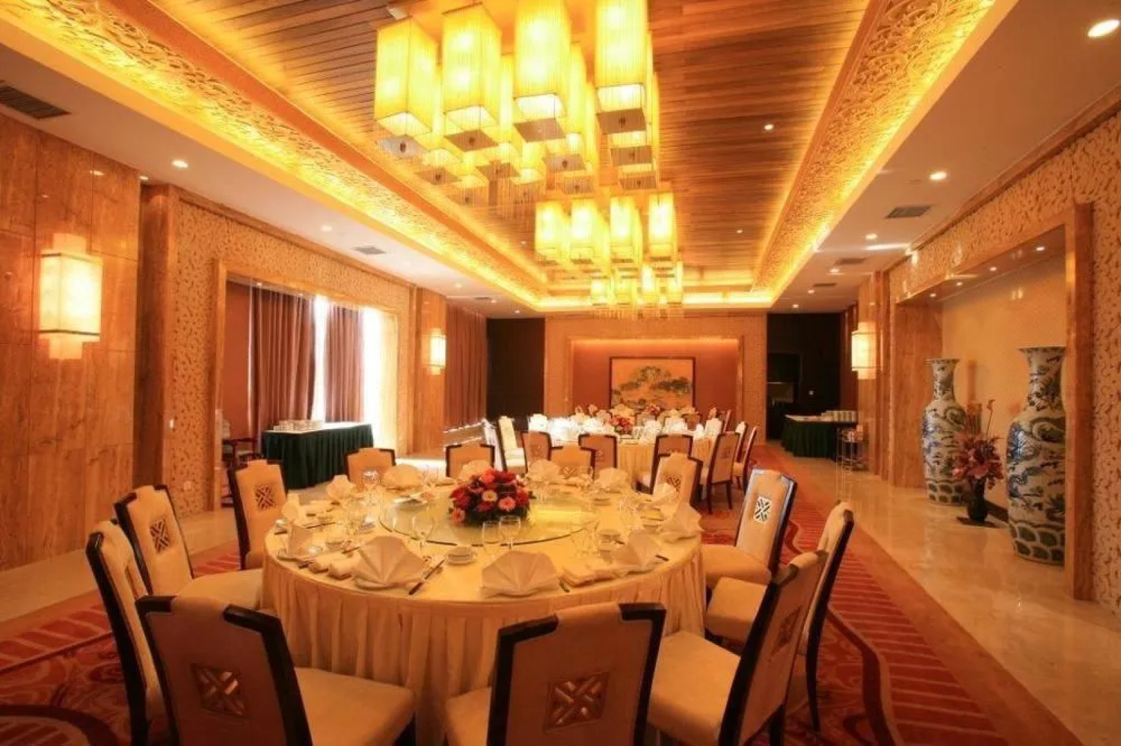 Vaya International Hotel