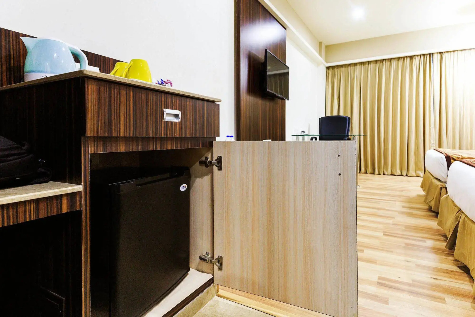 Zo Rooms Lakdi Ka Pul X Road