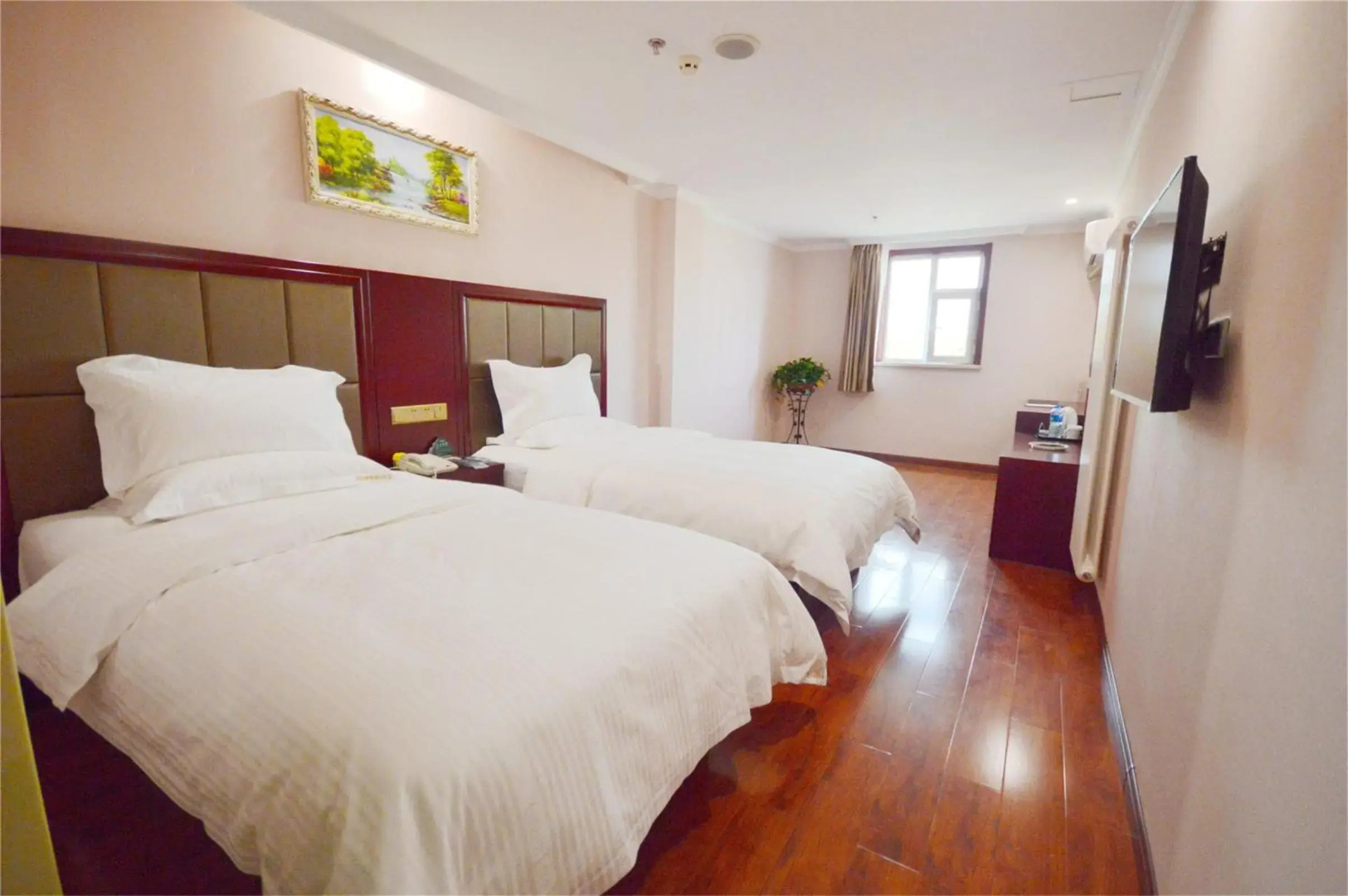 GreenTree Inn HeBi HengShan Road Business Hotel