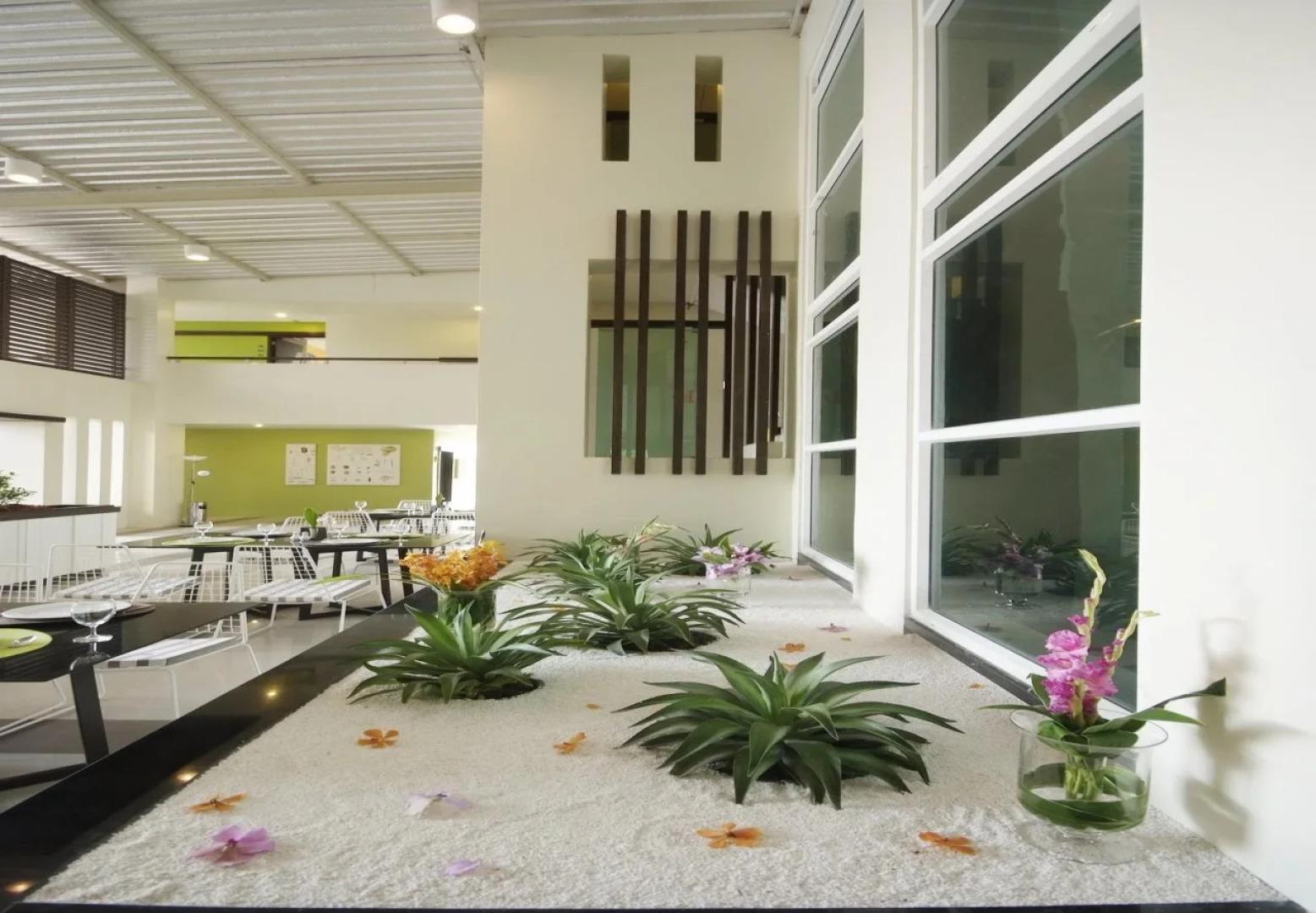 Silathip Huahin Serviced Apartment & Hotel