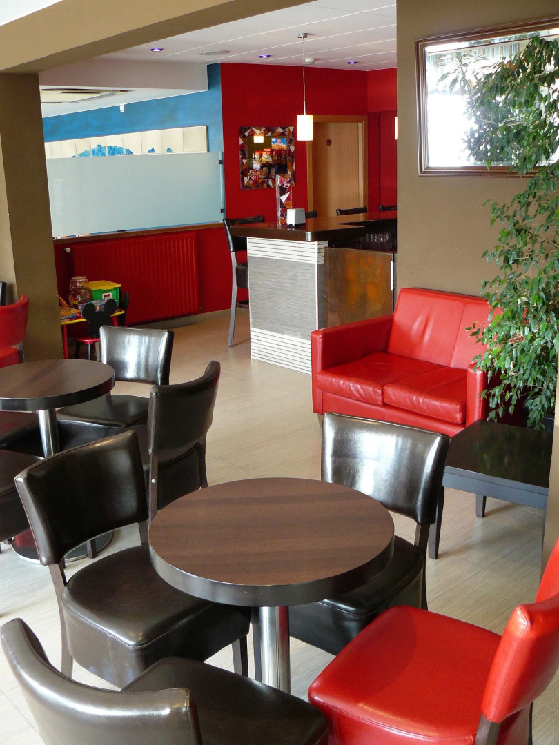 Hotel & Diving les Illes