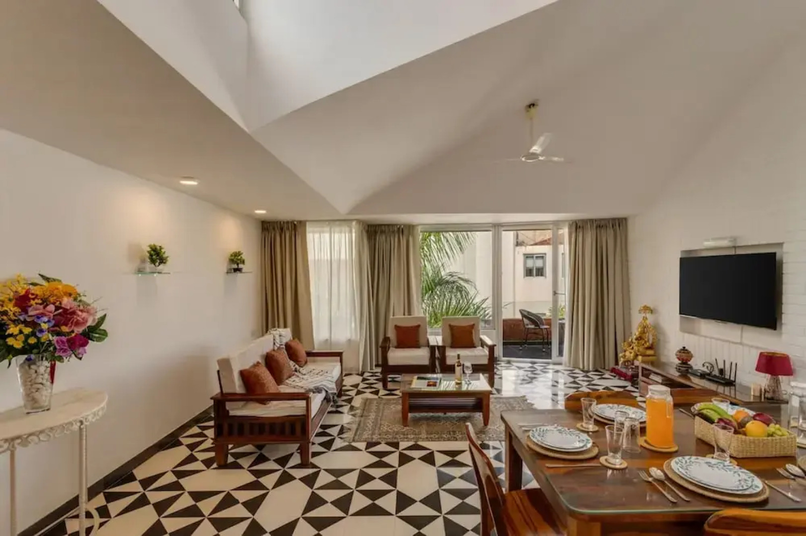 El Arbol by Hireavilla - 2BR w Rooftop Pool Nerul