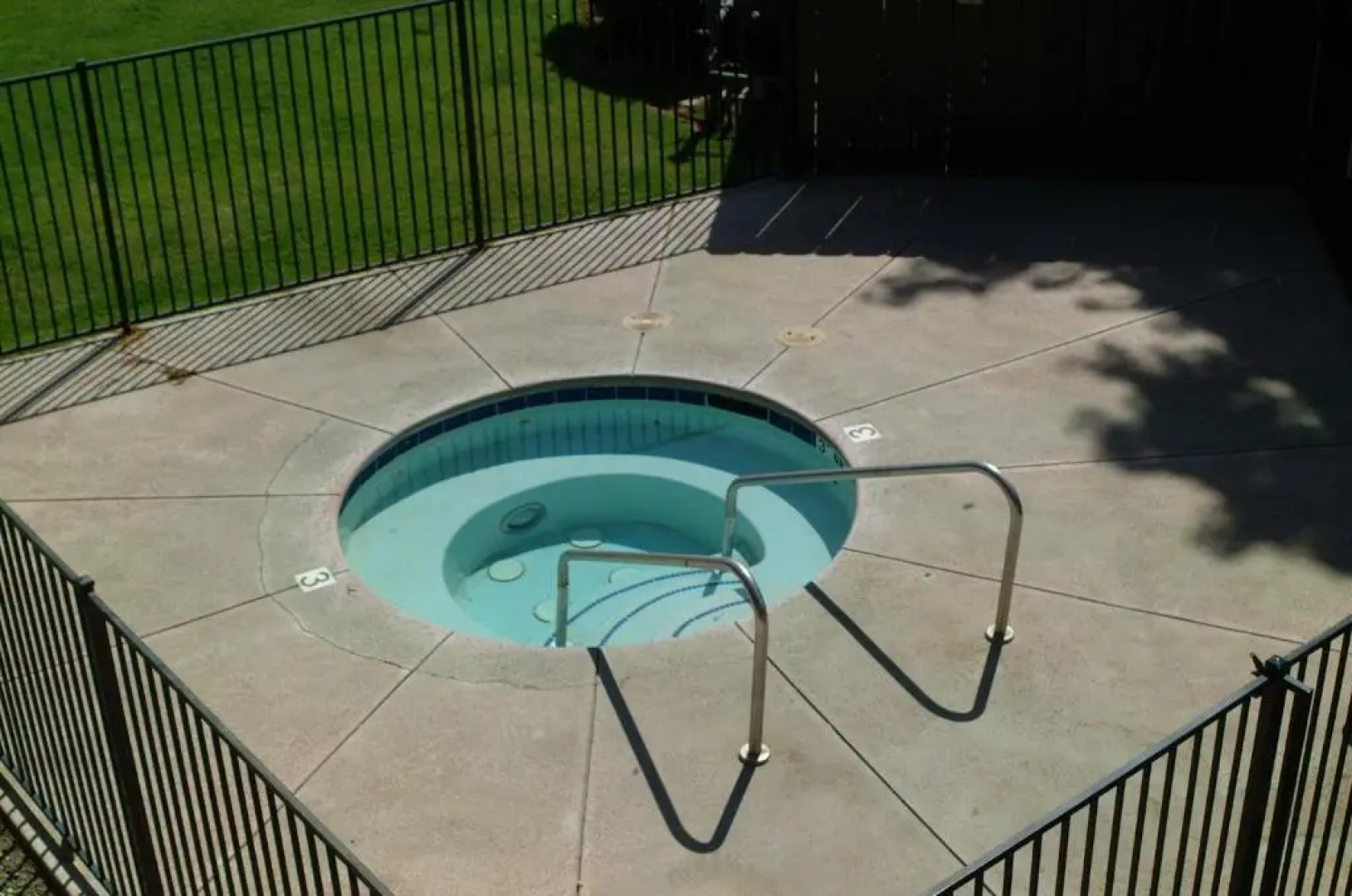 Best Economy Inn n Suites