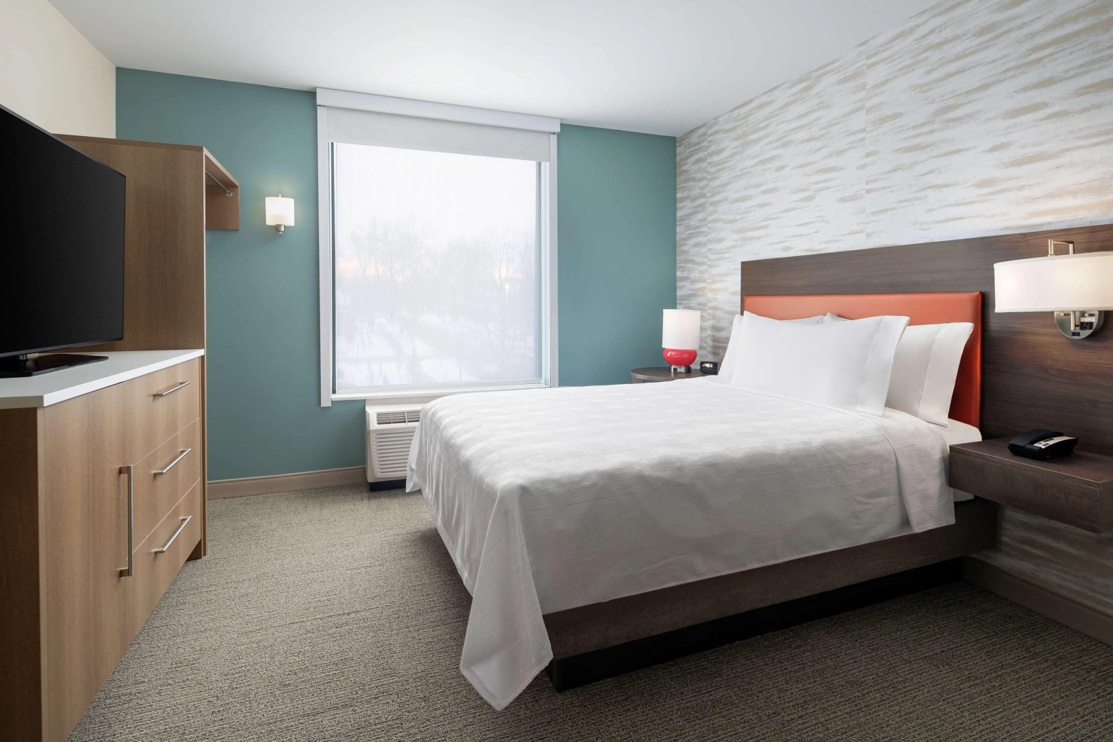 Home2 Suites by Hilton Des Moines at Drake University