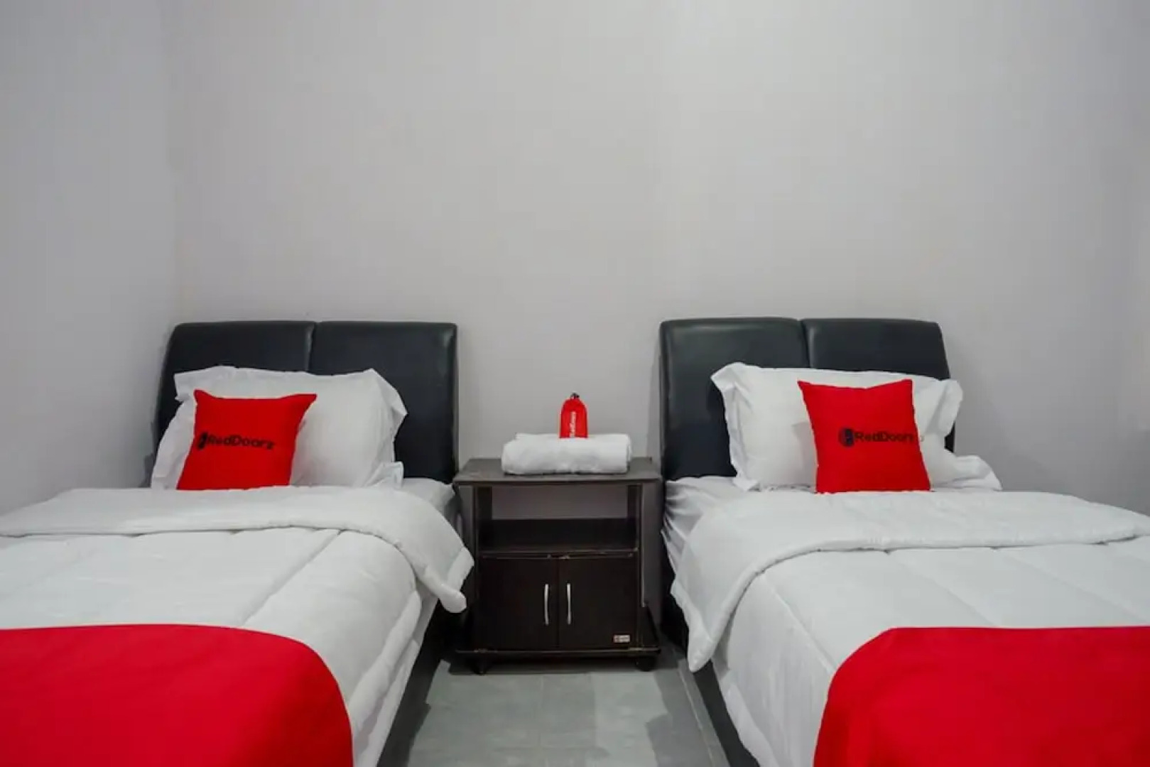 RedDoorz near Pasar Baru Mamuju