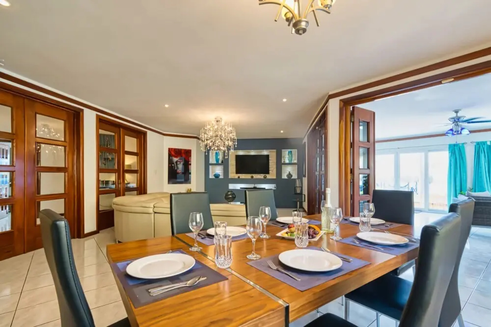 Private Beach Ocean Front Boat Dock Tiki Bar