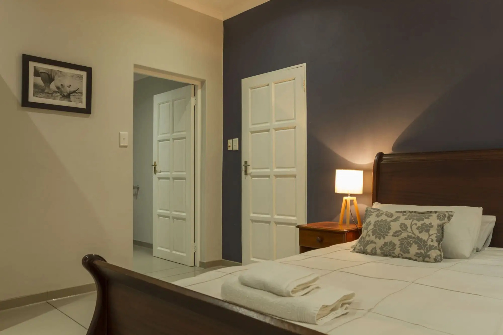 Kingfisher Creek Safari Lodge