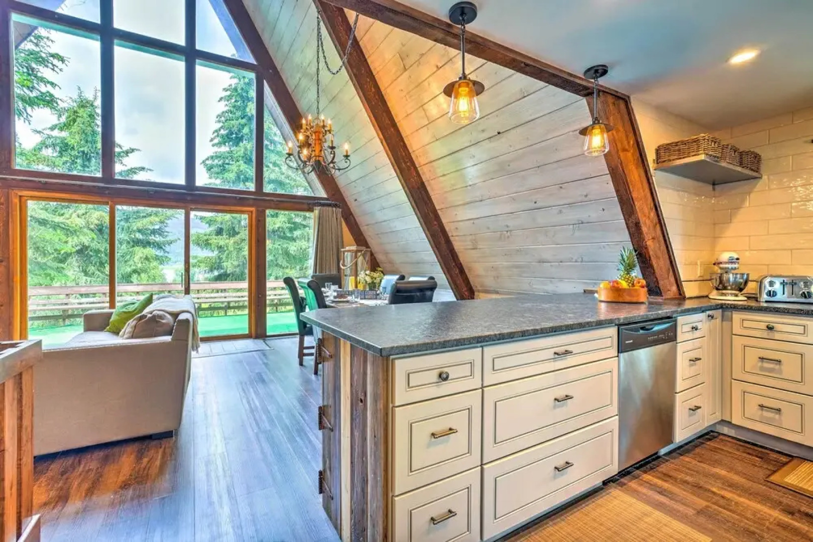 Cascade A-frame Cabin w/ Lake Views!