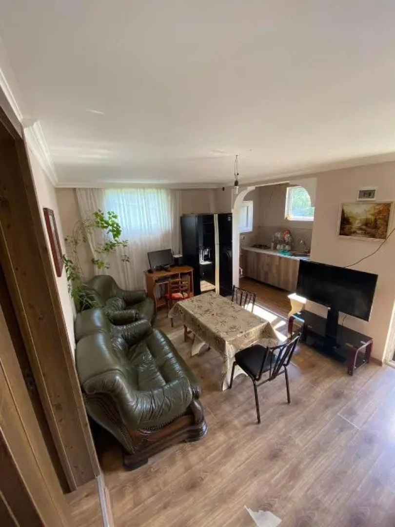 Ninos Guest House