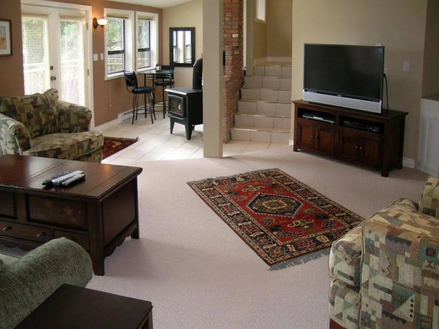 Madrona Cottage by BC Island Vacation Homes