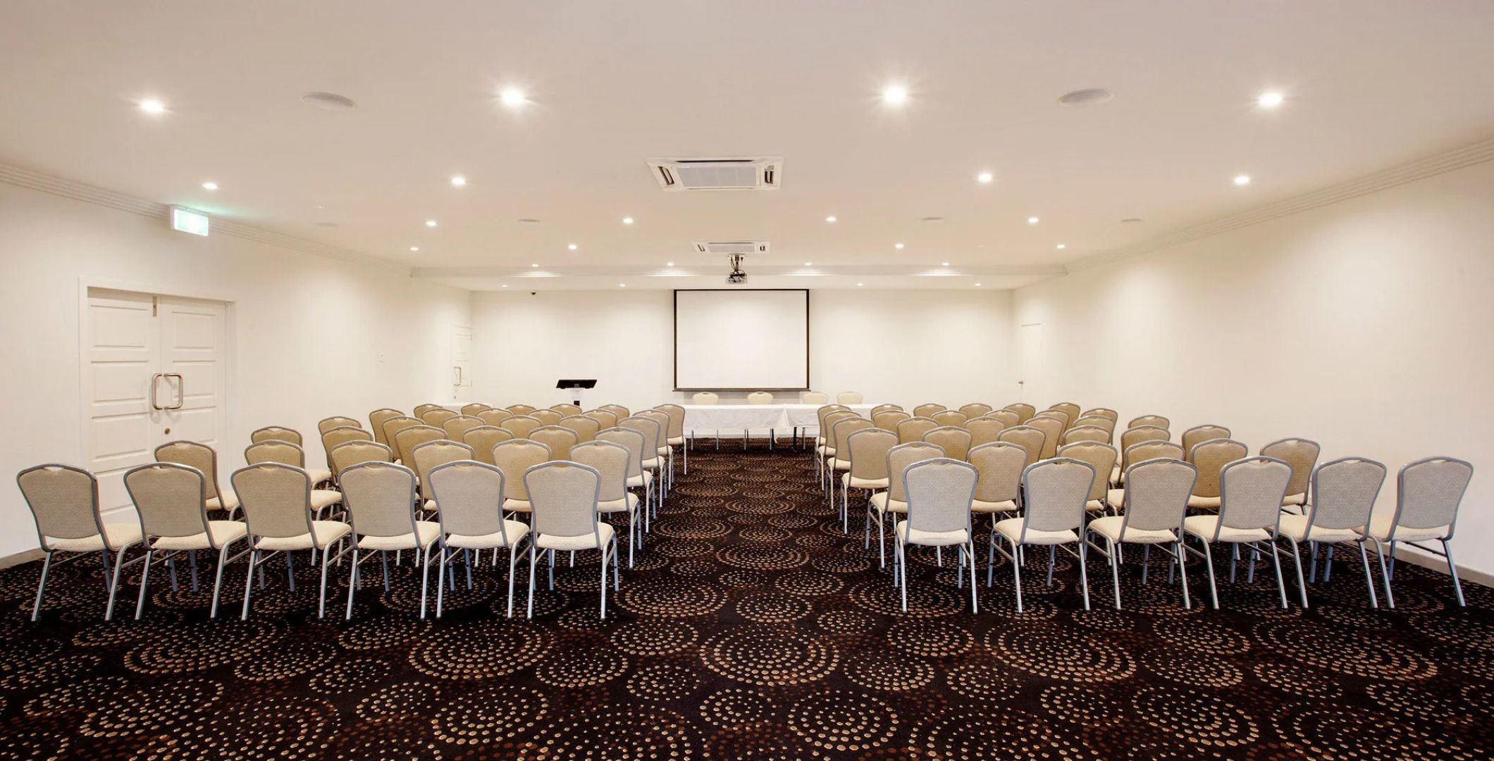 Nightelier Mission Beach