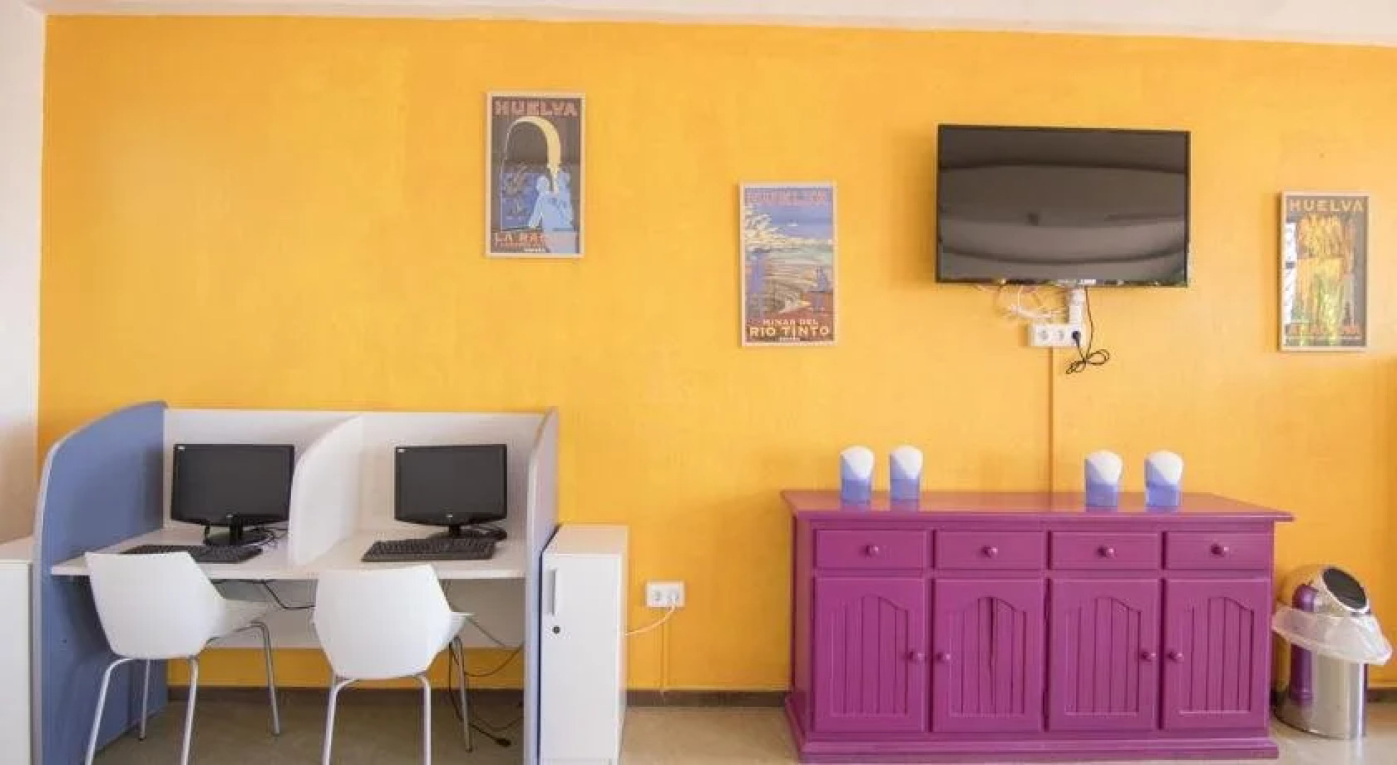 Albergue Inturjoven Punta Umbria - Hostel