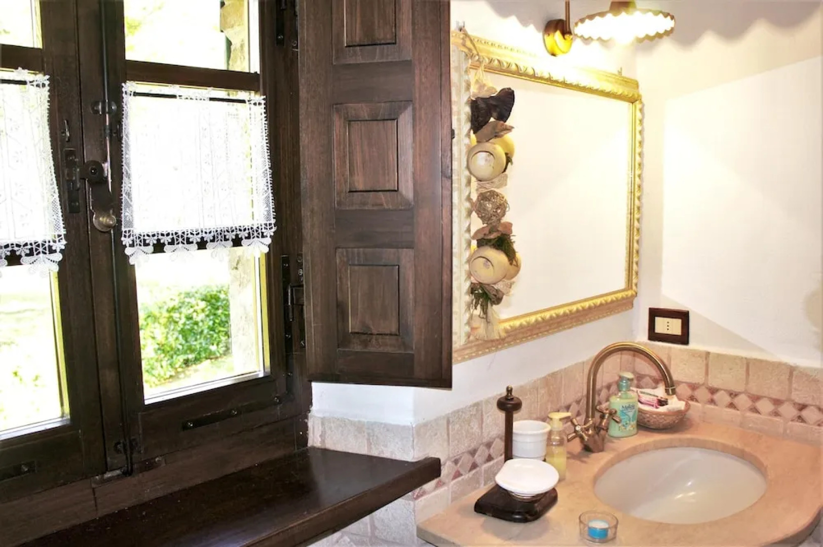 House With 4 Bedrooms in Montelaterone, With Wonderful Mountain View,