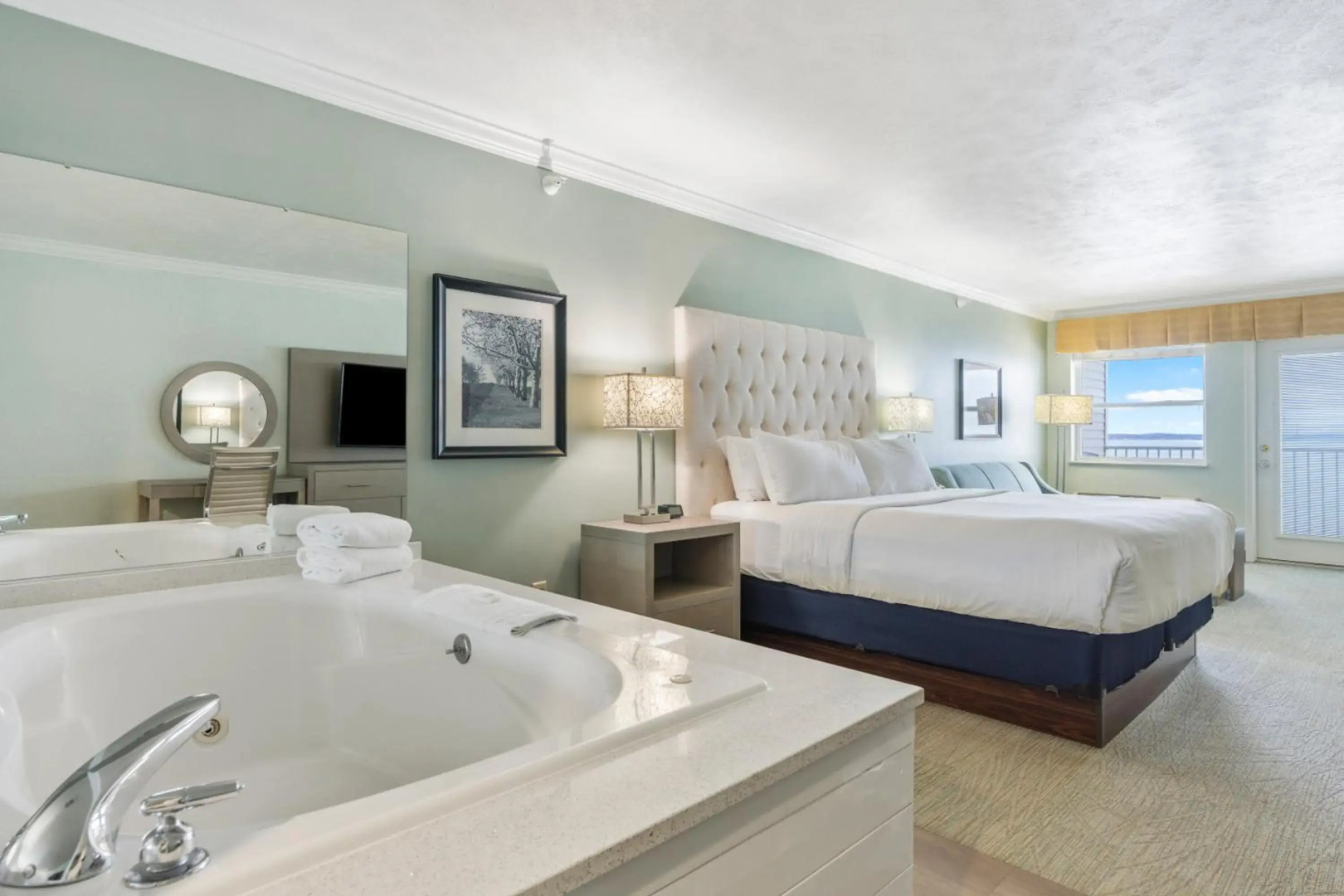 Cherry Tree Inn and Suites