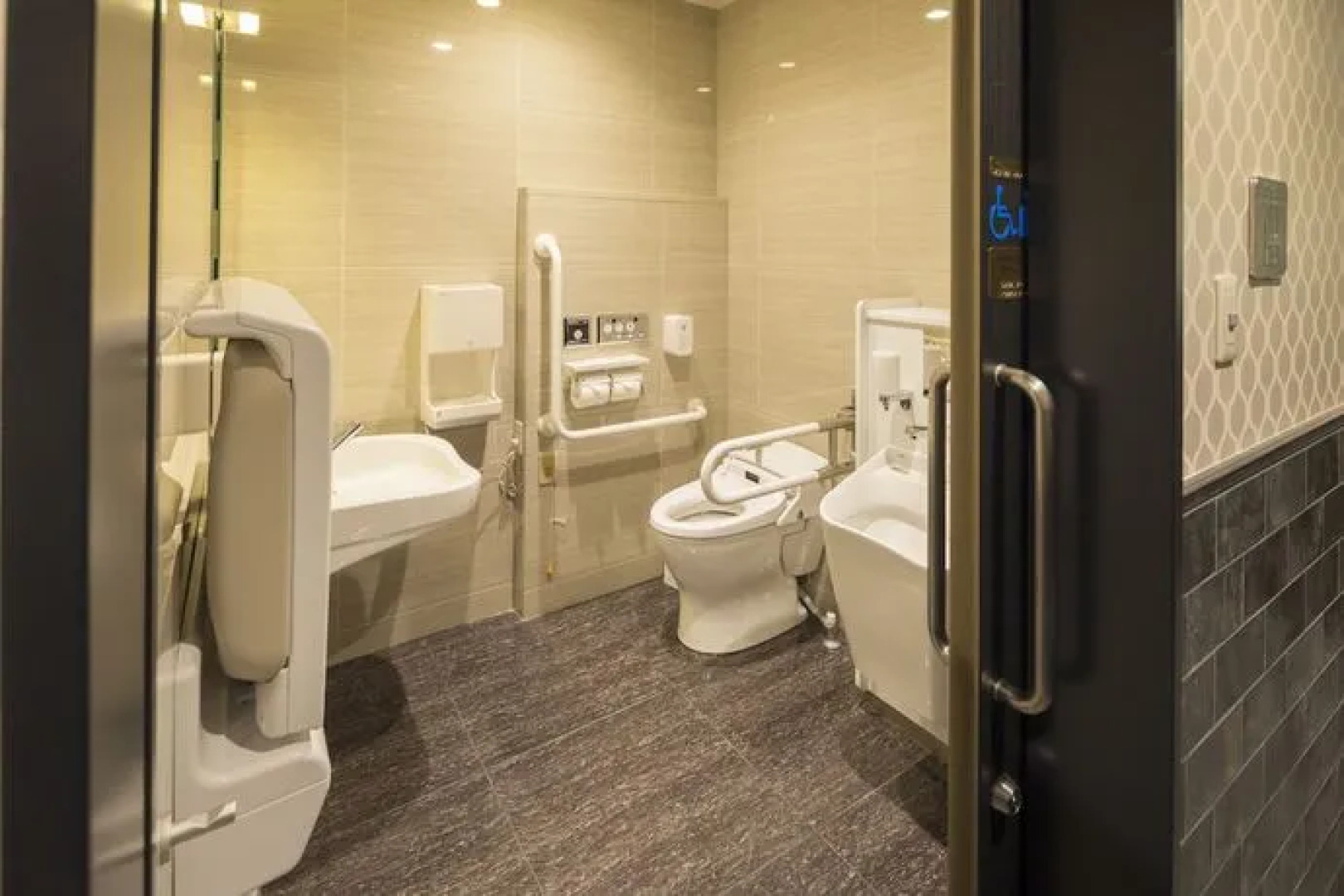 El Careyes Beach Resort