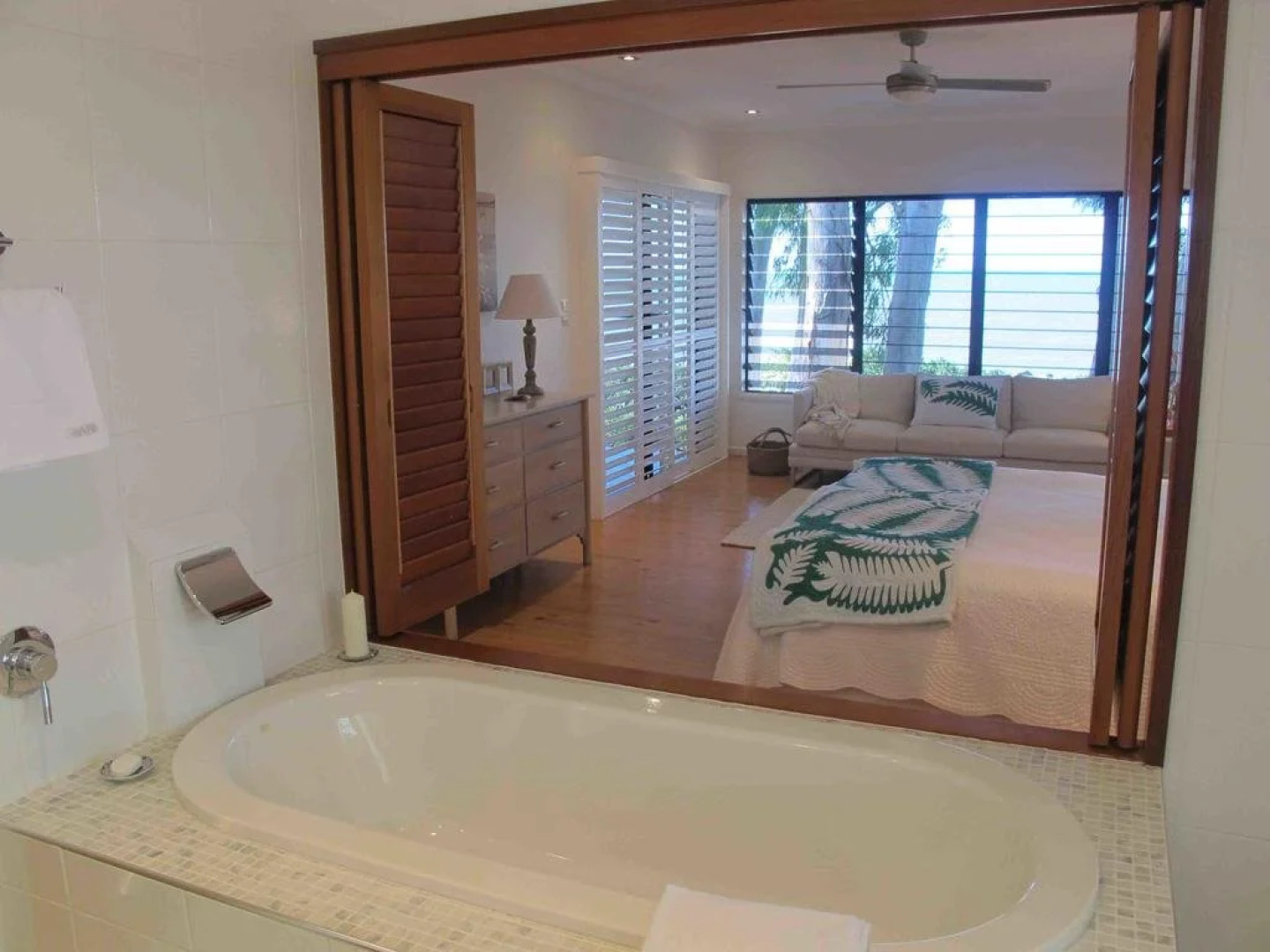 Seascape Luxury Beachfront Holiday House