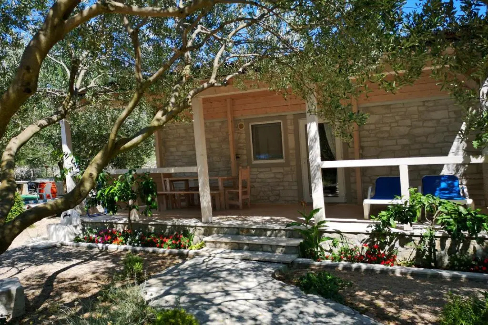 Holiday Olive Garden Resort