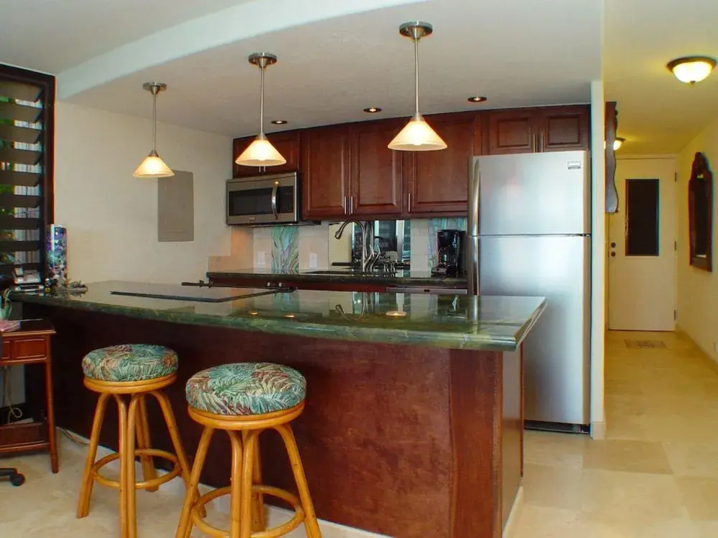 Kaleialoha #115 1 Bedroom 1 Bathroom Condo by Redawning