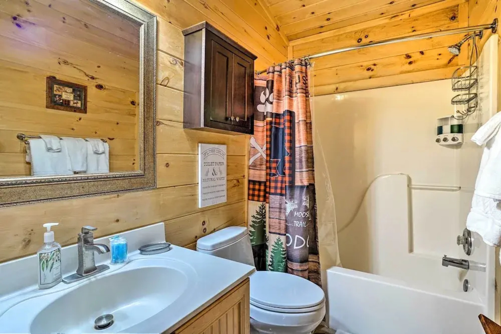 'serenity Cabin' w/ Furnished Deck