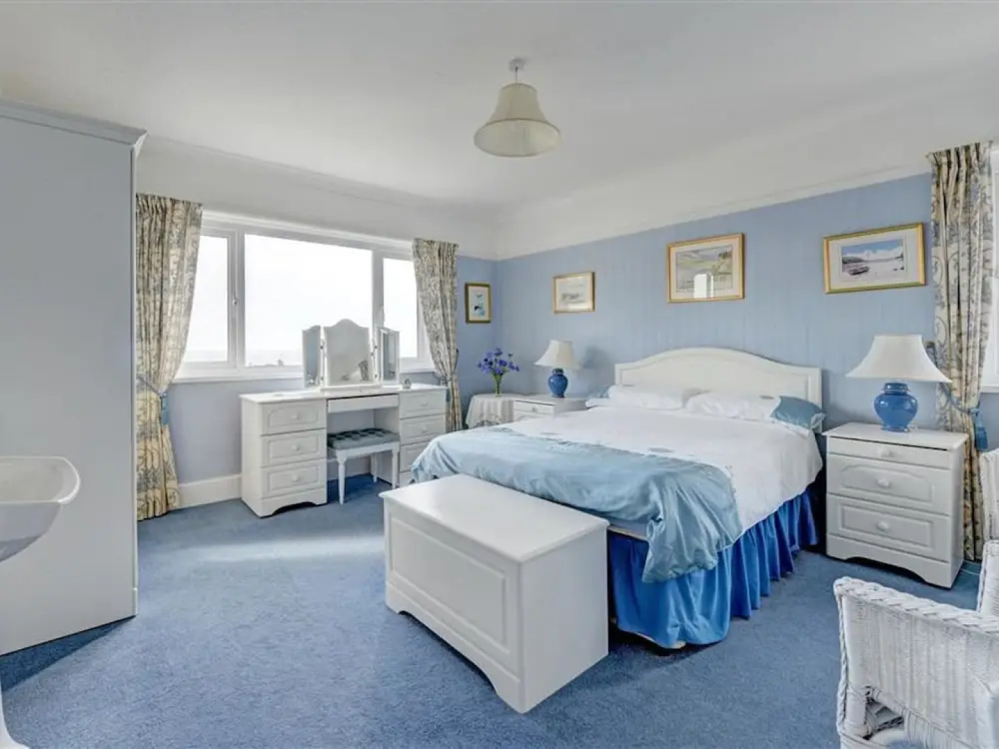 Spacious Well-presented Property Situated in the Coastal Village of Amroth