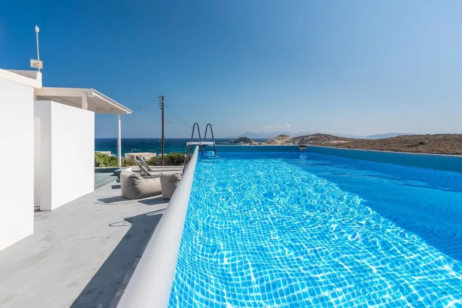 Mandrakia Totally Sea View House