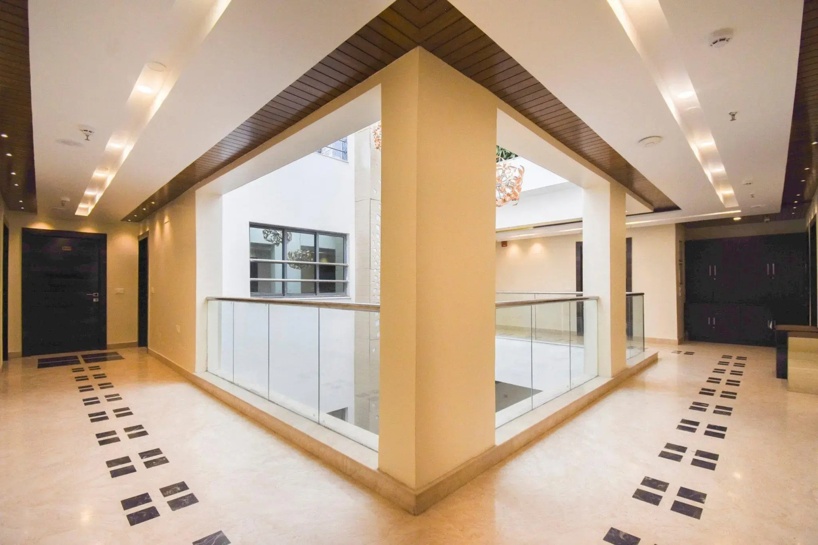 Capital O 16172 Hotel Radiant