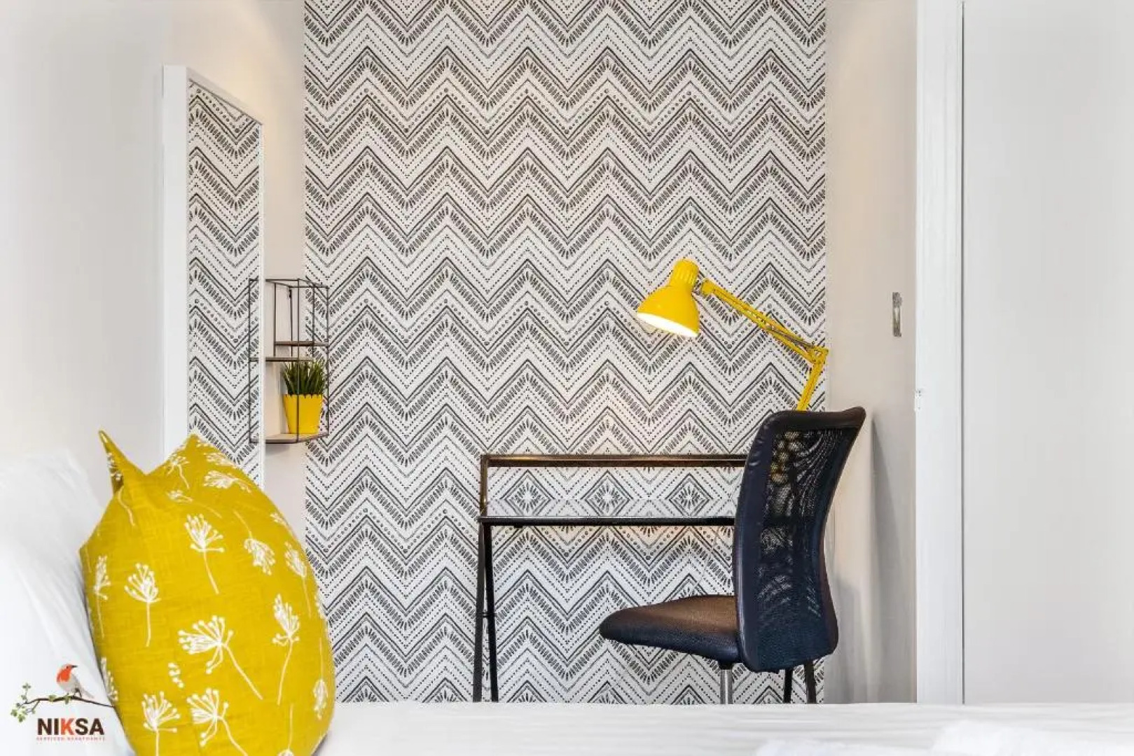 NIKSA Serviced Accommodation - 3 bedroom house