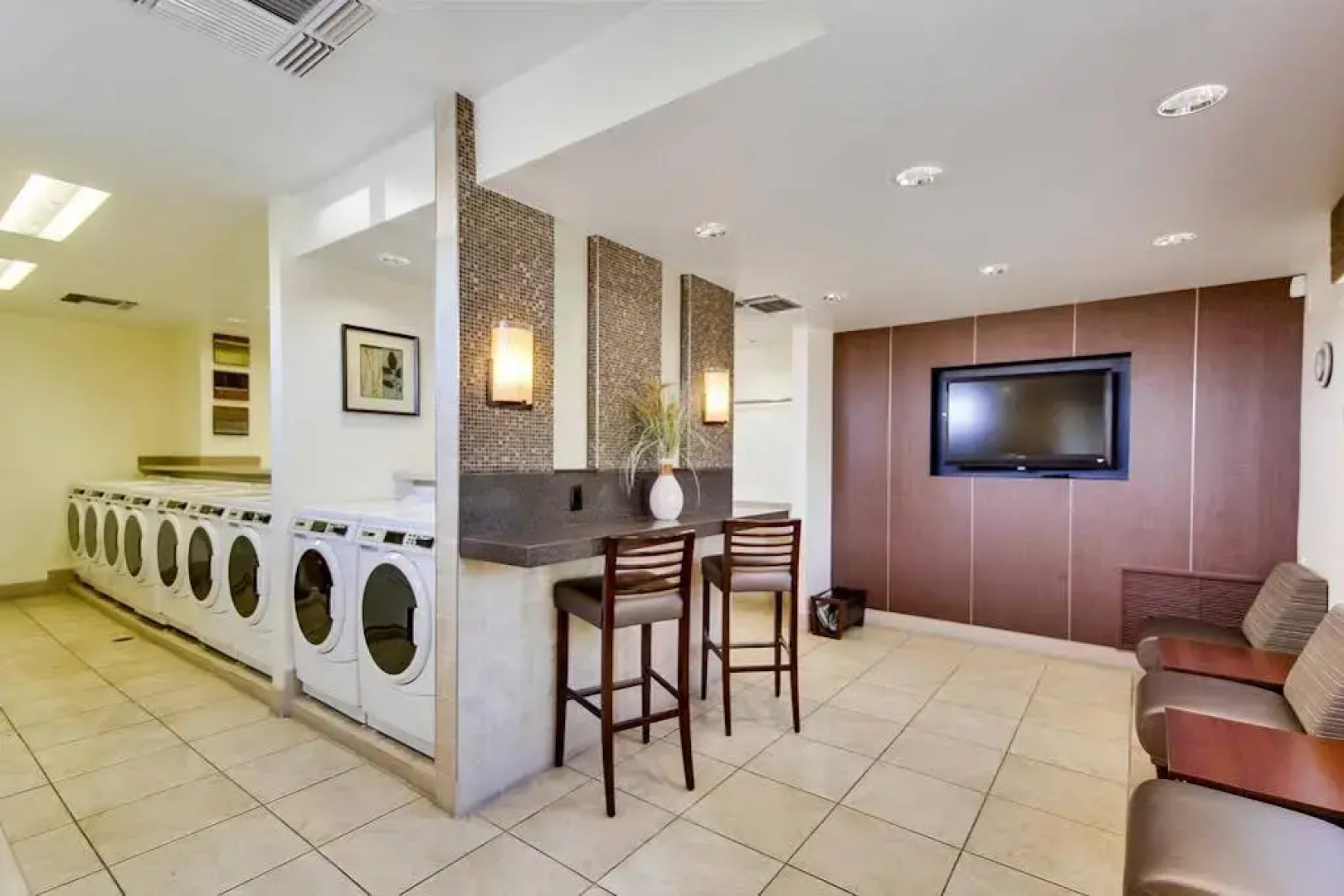 Emerald Desert RV Resort