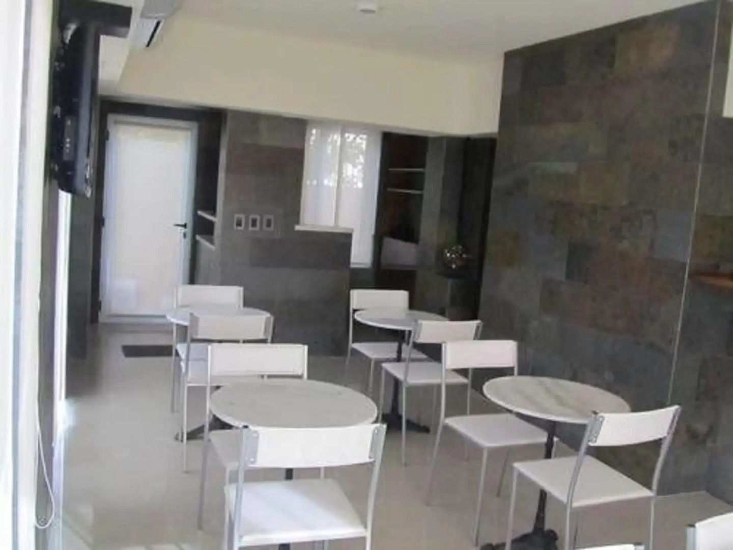 EZE Inn Boutique Hotel