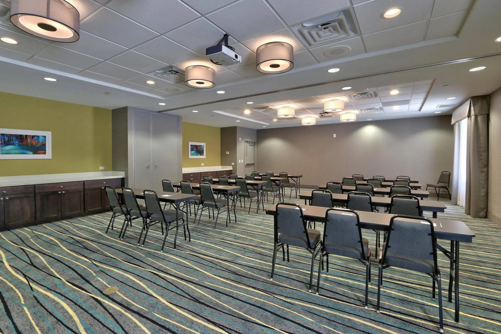 Hampton Inn & Suites Albuquerque Airport