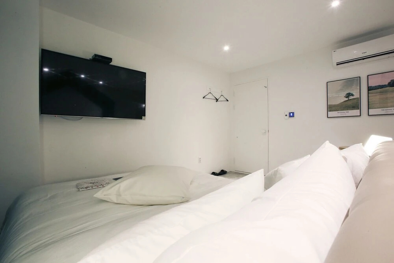 Gwangmyeong Cheolsan Blanc