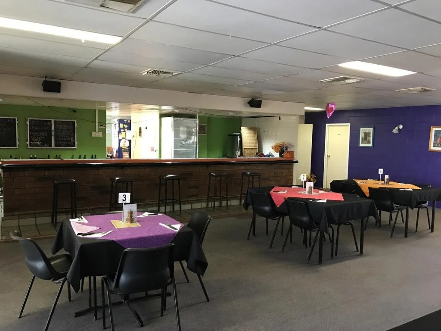 The Oxford Hotel Motel