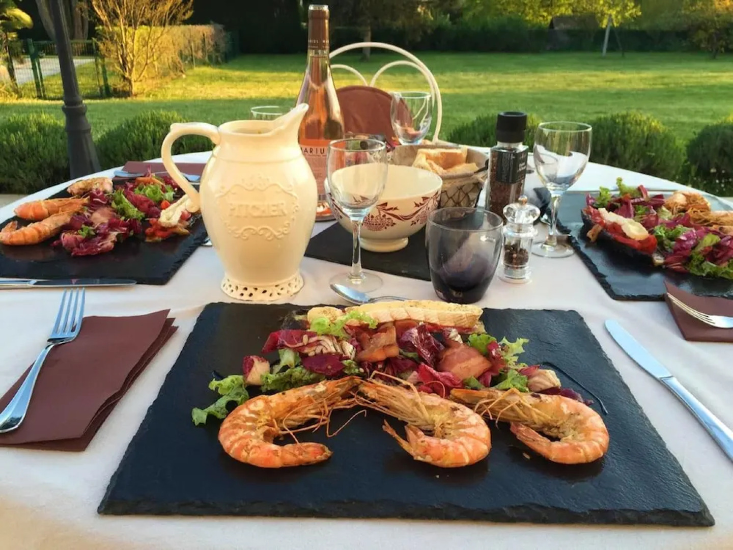 Mansion With 4 Bedrooms in LES Avenieres Veyrins Thuellin, With Wonderful Mountain View, Private Pool, Enclosed Garden