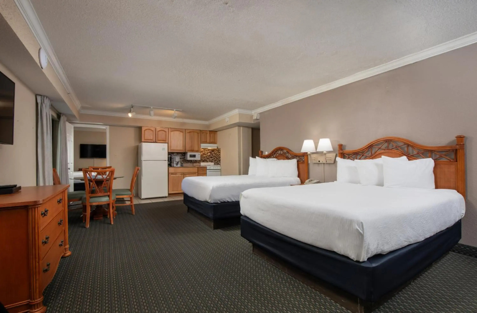 Grande Shores Ocean Resort