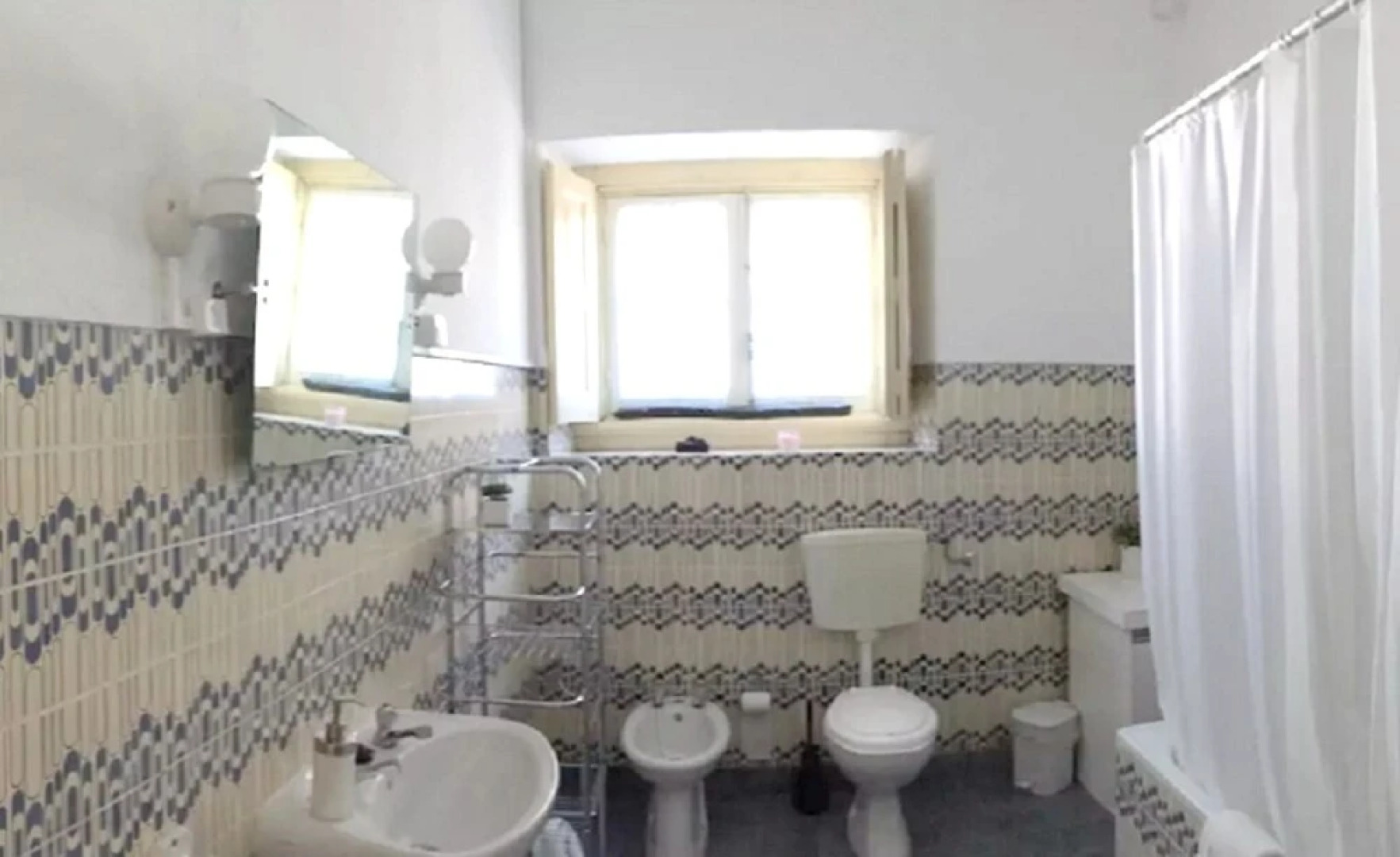 House With 2 Bedrooms in Praia do Ribatejo, With Wonderful Lake View,