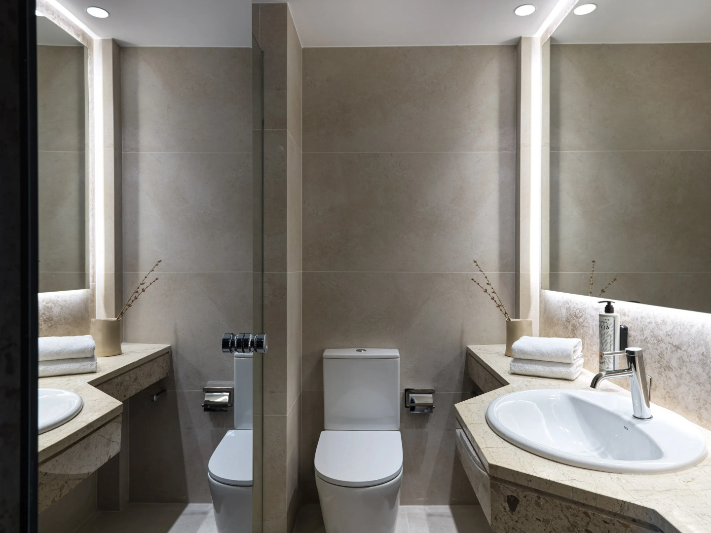 Kalamaki Beach Resort