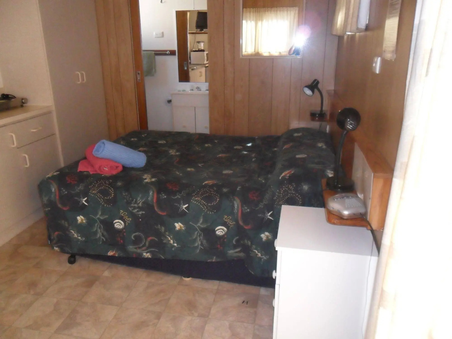 Batemans Bay Holiday Park - Hostel