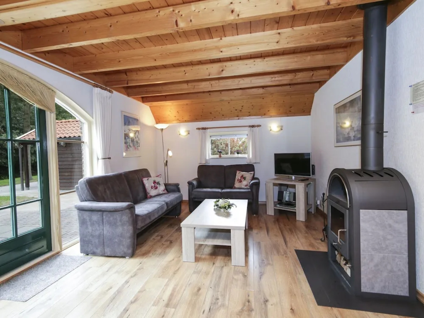 Comfy Holiday Home with Dishwasher near Meppel