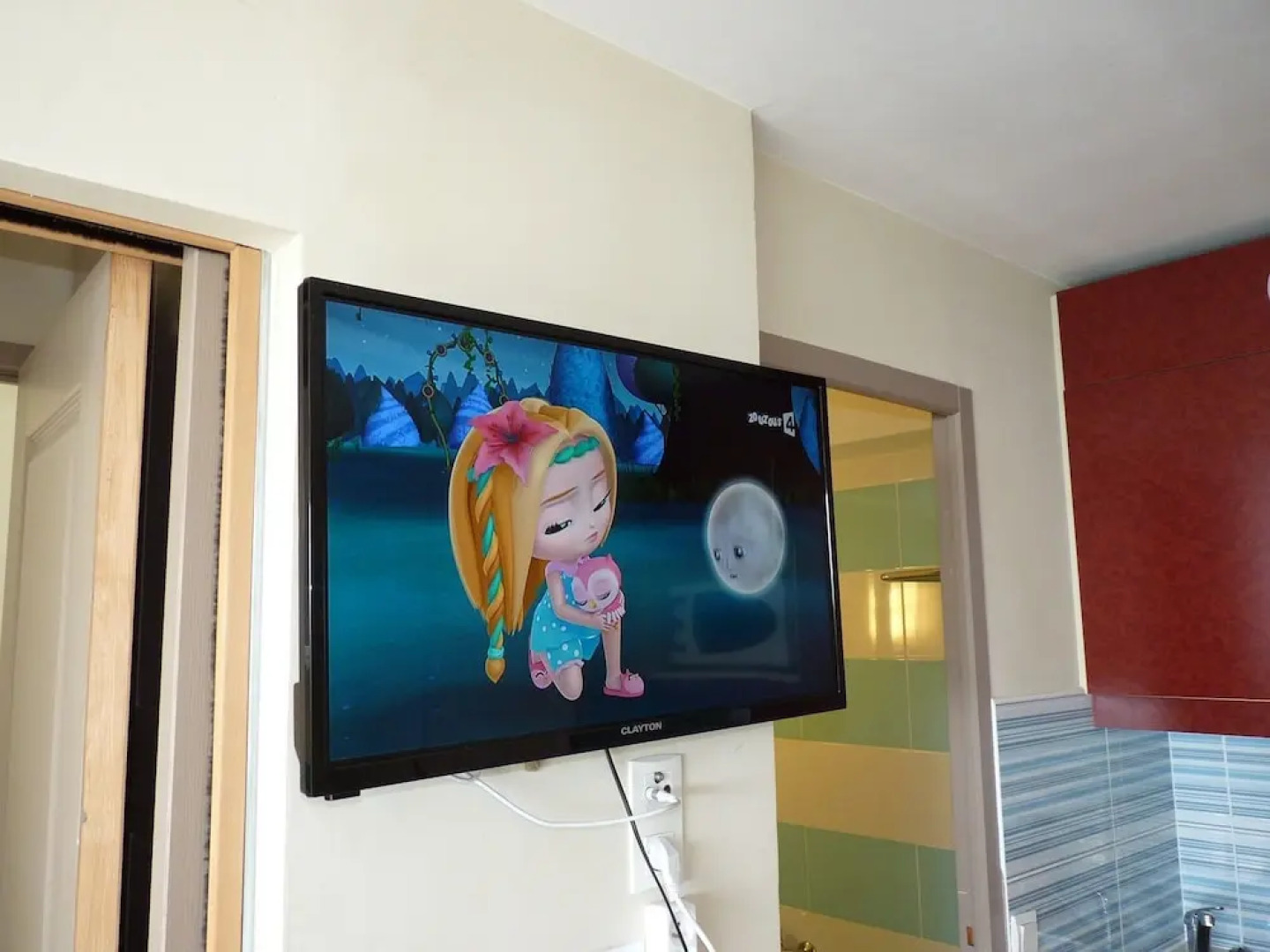 Grande piscine a debordement vue mer