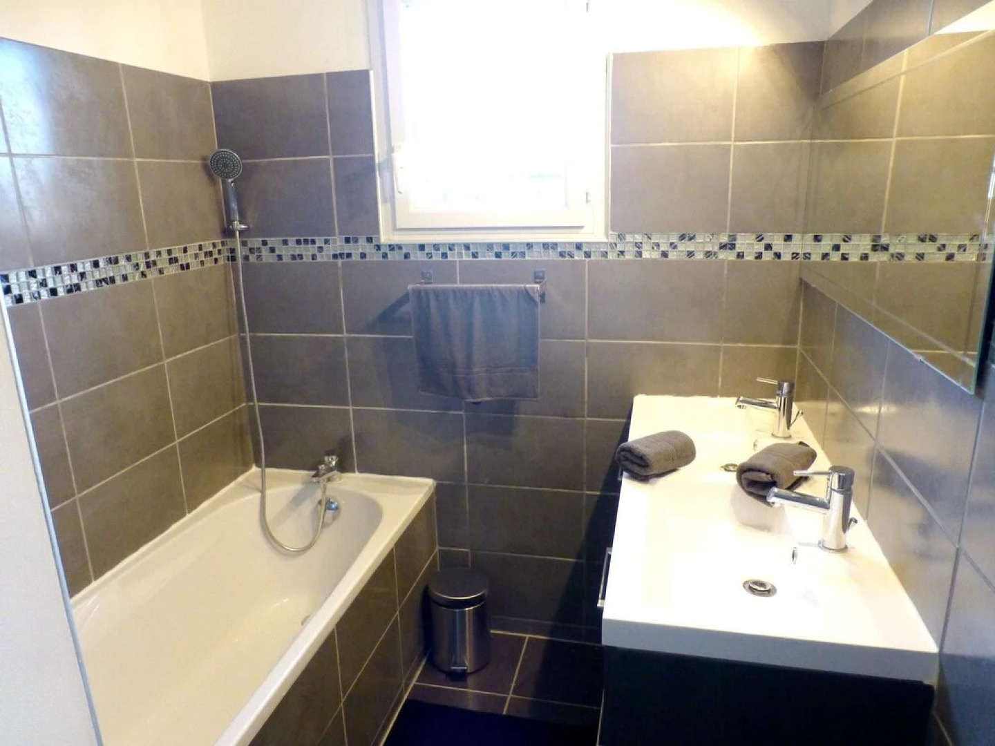 Villa With 3 Bedrooms in Lirac, With Private Pool, Enclosed Garden and