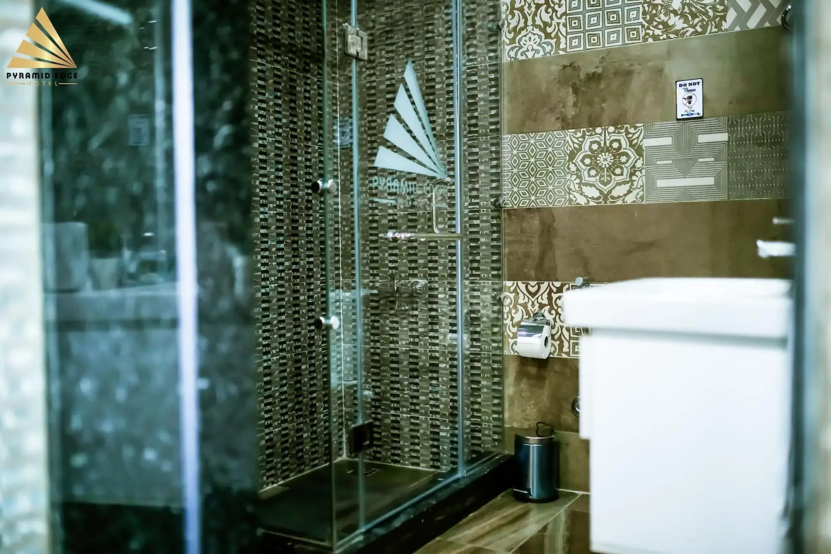 Pyramid Edge Hotel & Exclusive Pyramids View Rooftop