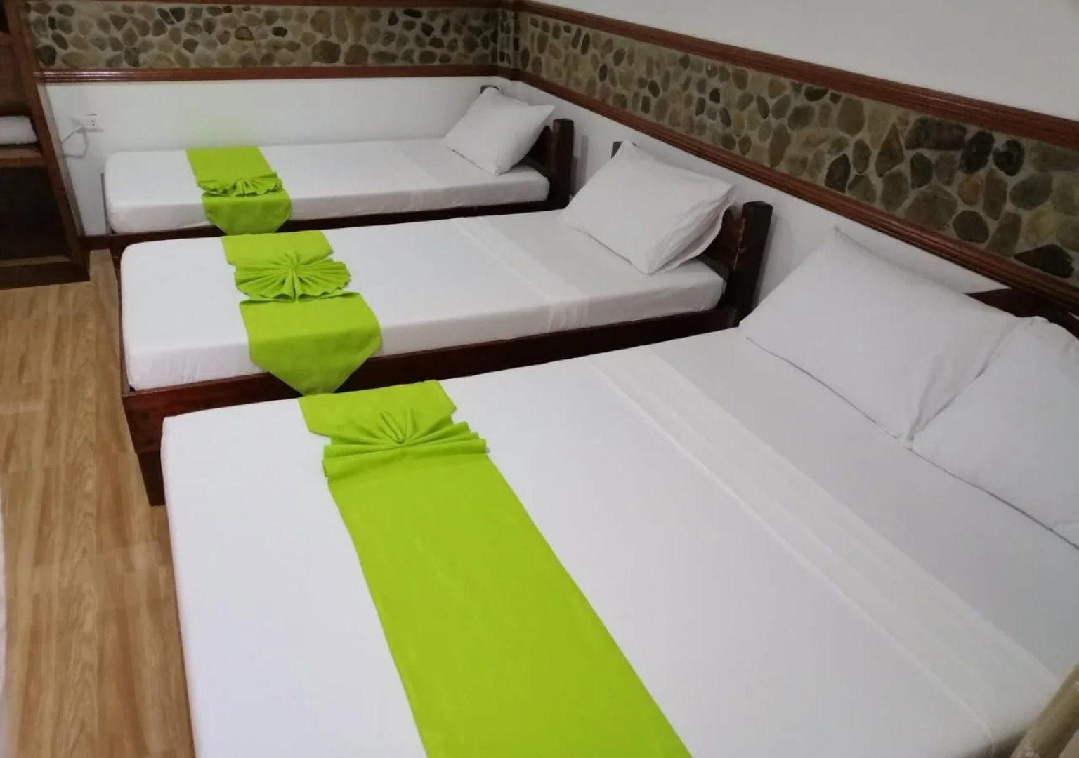 El Nido Viewdeck Cottages