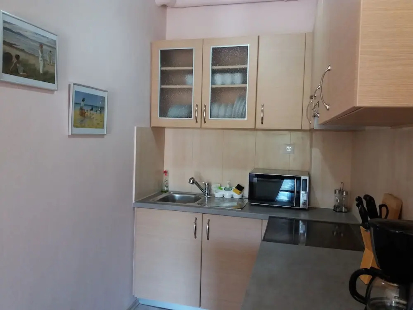 SEAesta Beach Studios