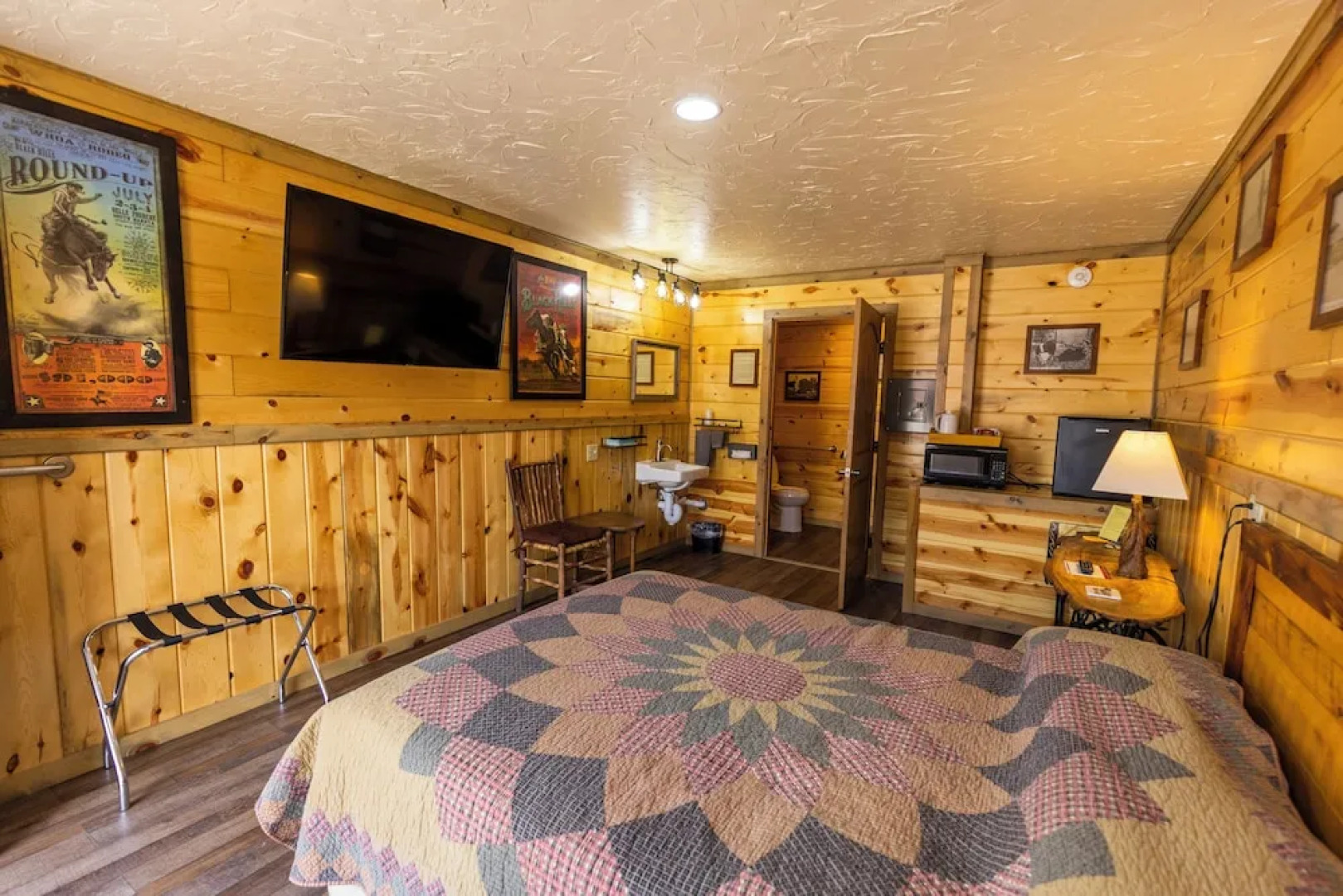 Sunset RV Park and Motel