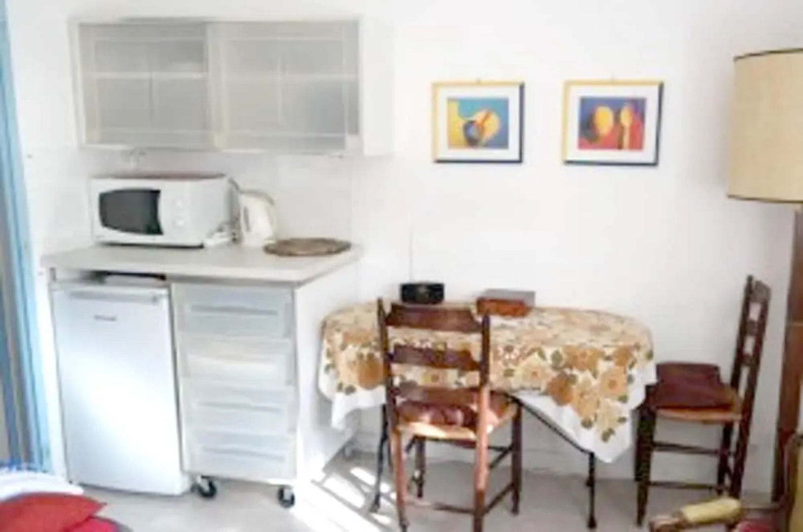 Studio in Saint-tropez, With Pool Access - 800 m From the Beach