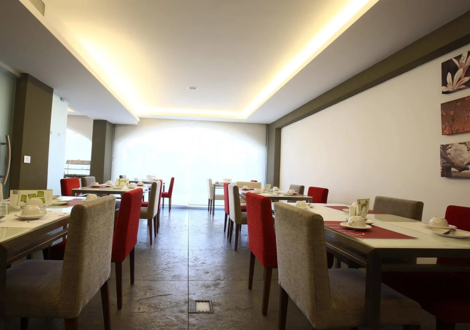 Monoberge Byblos Hotel