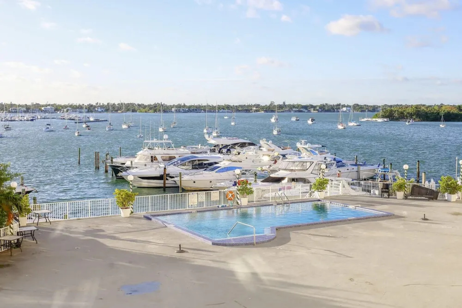 La Marinita- Marina Views Pool Parking Location