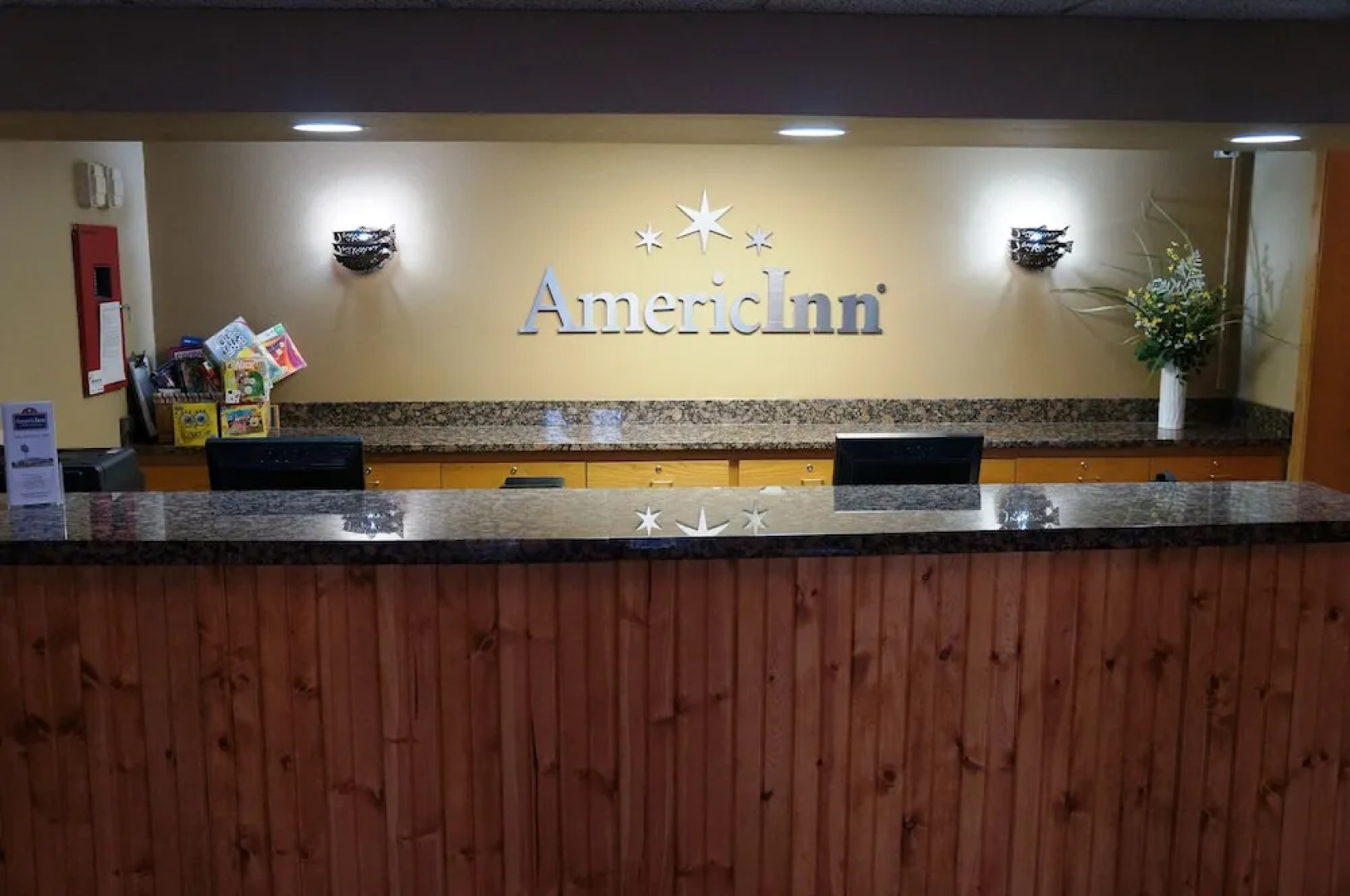AmericInn Two Harbors